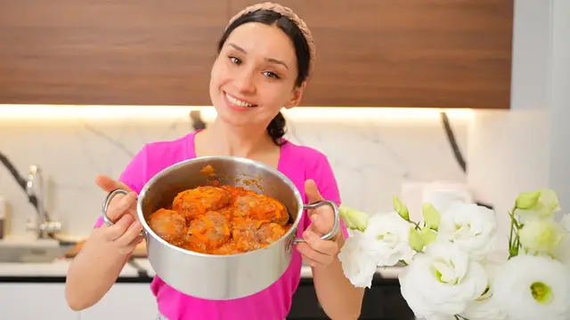Нежные и мягкие гречаники во вкусной подливке