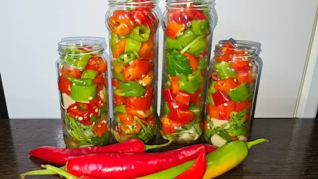 Маринованный перец чили