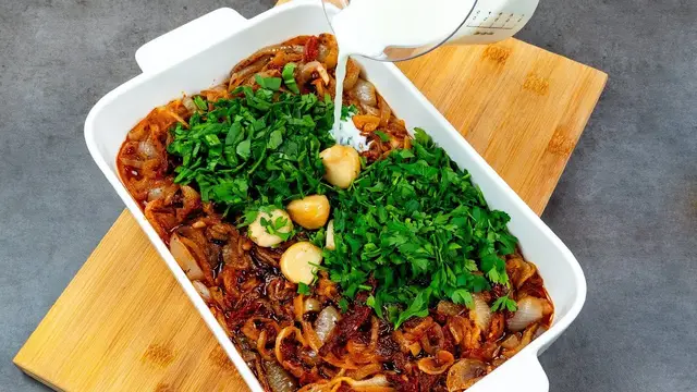 Паста Фарфалле с соусом из вяленых томатов и кокосового молока
