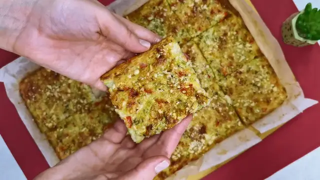 Мягкая лепешка из кабачков