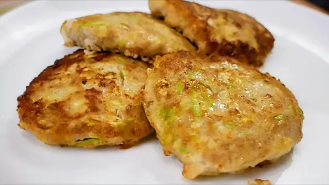 Кабачковые оладьи с фаршем