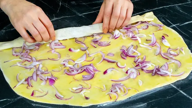 Идеальные пироги с луком в духовке
