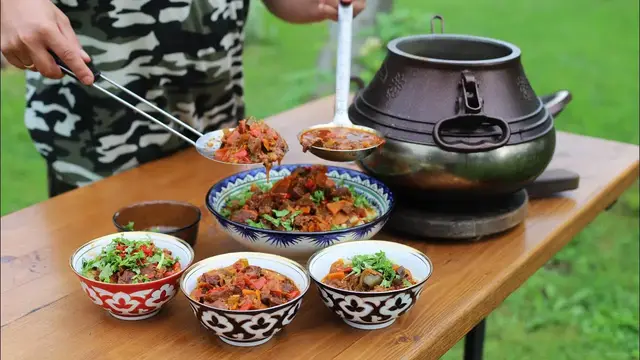 Лагман в афганском казане