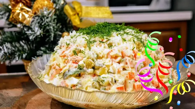 Необычный салат Оливье с сыром