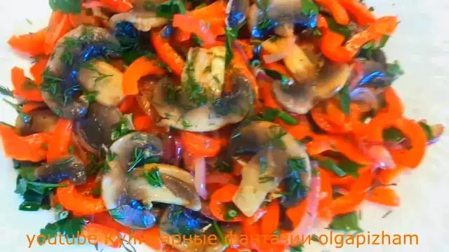Салат с грибами
