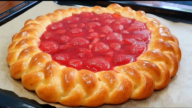 Клубничный пирог