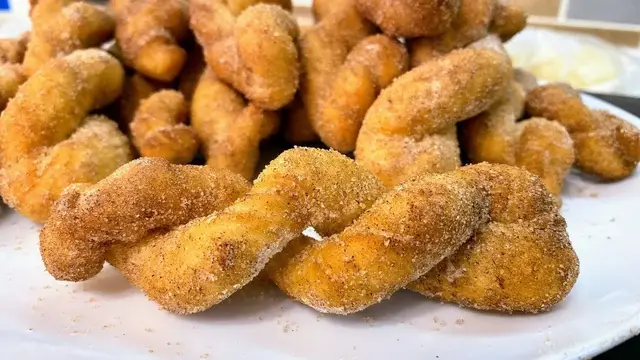 Нереально вкусные кручёные пончики, цыганка готовит