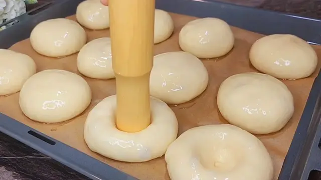 Вкусные булочки с джемом