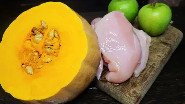 Тыквенный ужин с курицей и яблоком