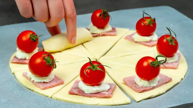Очень вкусная закуска из слоеного теста