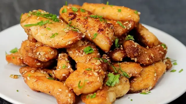 Бархатное куриное филе в медовом соусе