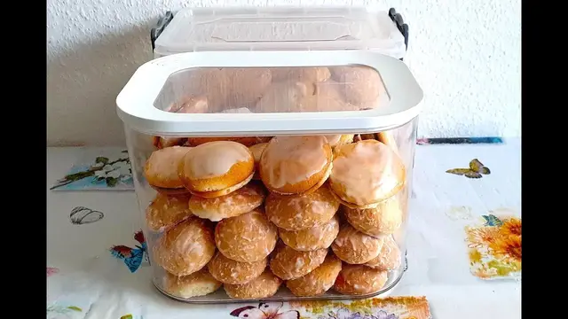 Пряники сметанные в сахарной глазури