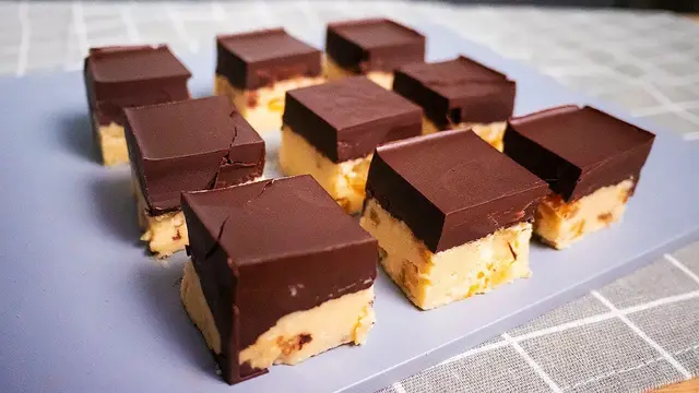 Конфеты с арахисом и изюмом