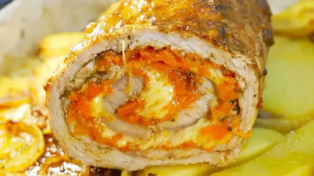 Мясной рулет с сыром на праздничный стол
