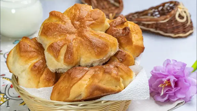 Сахарные булочки к чаю самые воздушные нежные