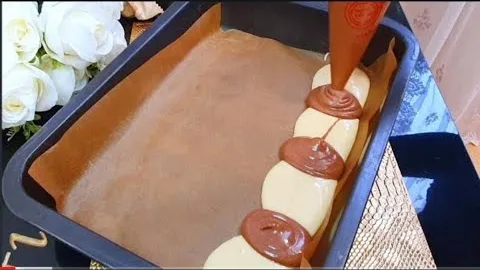 Пирог с джемом и орехами на скорую руку 