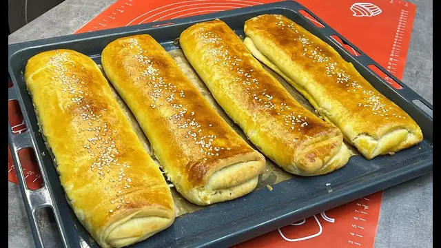 Рулет с сыром и зеленью