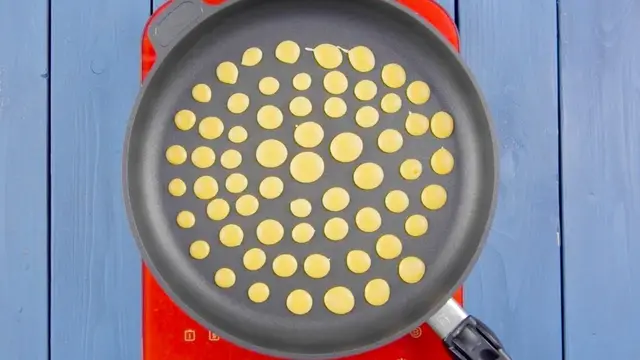 Шоколадные блинчики с начинкой 
