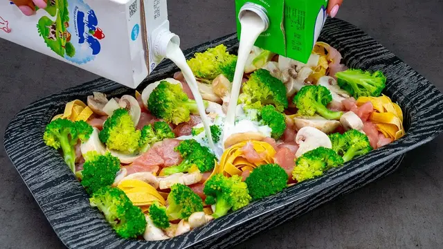 Паста с курицей и овощами в духовке