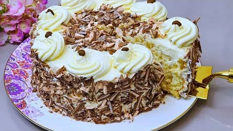 Быстрый, нежный и мягкий торт на скорую руку