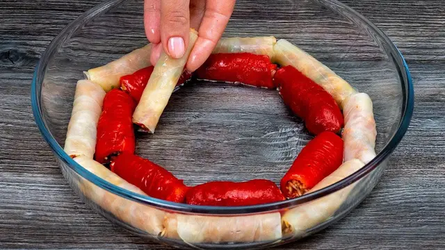 Голубцы с капустой и перцем в духовке