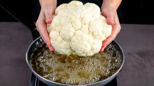 Запеканка из цветной капусты с грибами и овощами