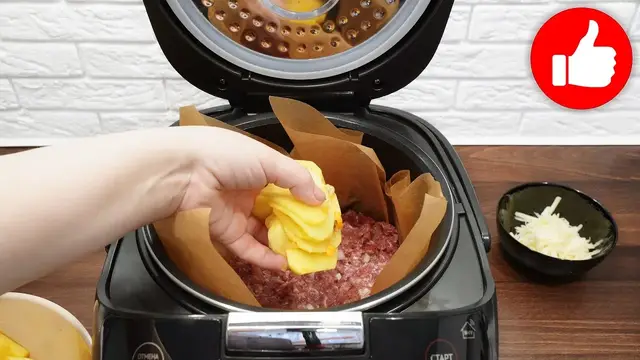 Картошка с фаршем в мультиварке