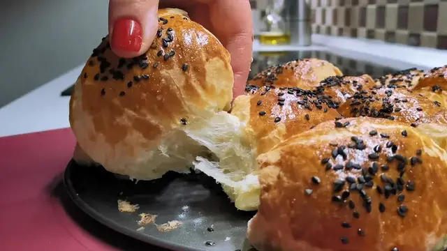 Домашние булочки с сосисками 
