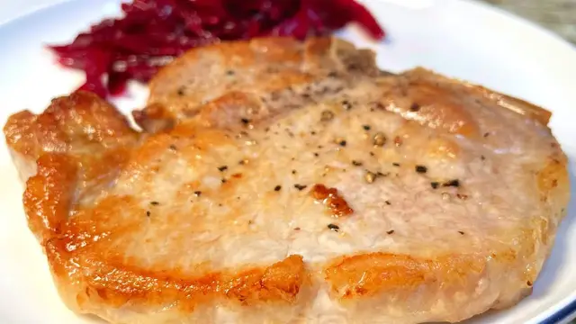 Жареная свинина на сковороде