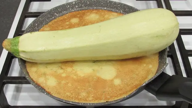 Вкусные блинчики из кабачков