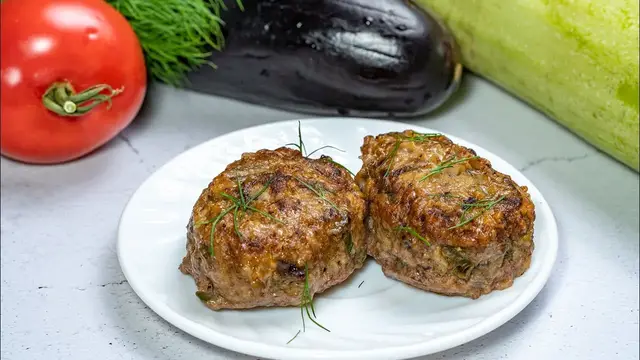 Котлеты с баклажанами и фаршем