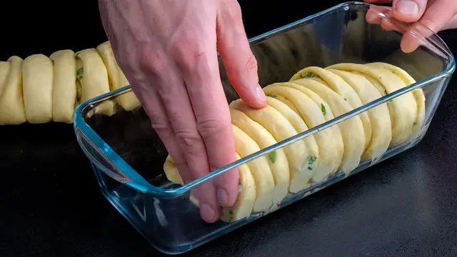 Хлеб с чесноком 
