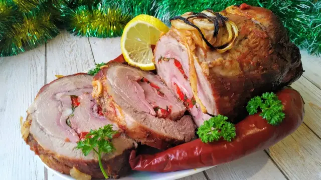 Мясной рулет на праздничный стол 