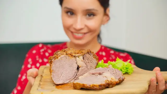 Сочная буженина в духовке 