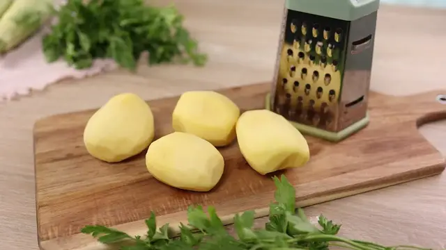 Картофельный пирог на сковороде
