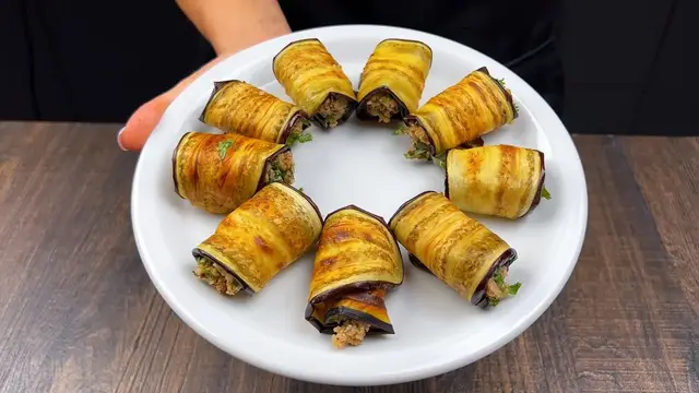 Рулетики из баклажан с ореховой начинкой
