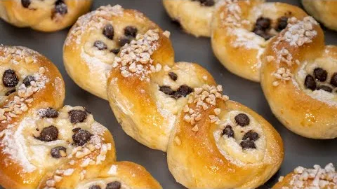 Ароматные, сдобные булочки к чаю