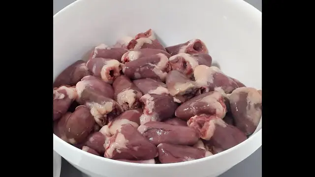 Нежные шашлычки из сердечек