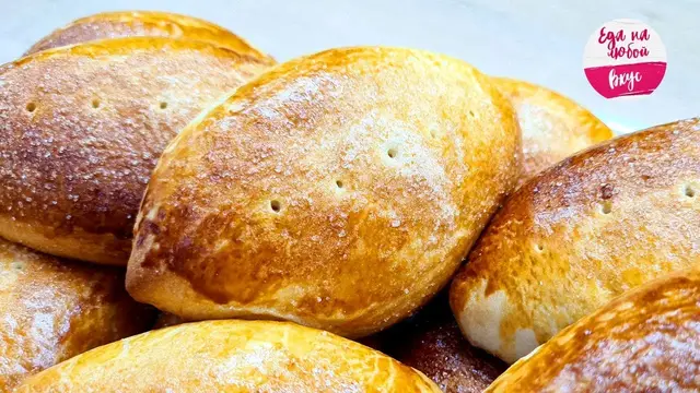 Воздушные пирожки с яблоками