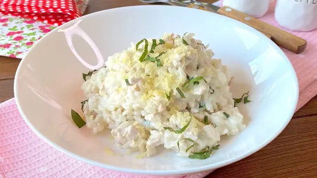 Ризотто с курицей в сливочном соусе