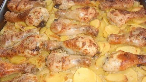 Куриные ножки с картошкой в духовке