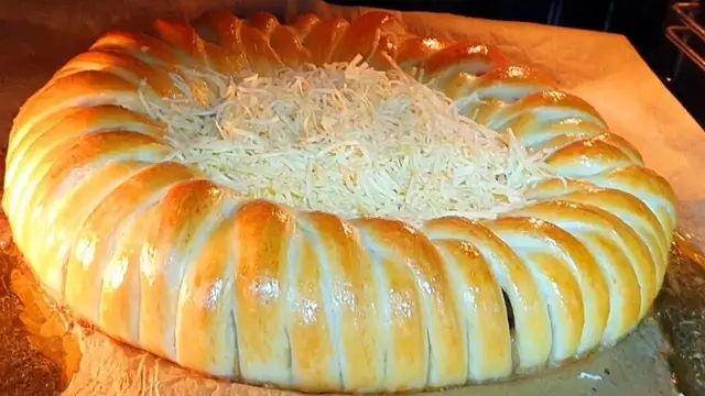 Сытный пирог с фаршем