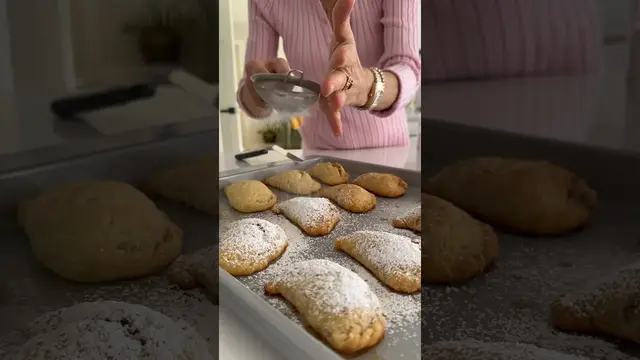 Хрустящее печенье с ореховой начинкой