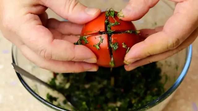 Лёгкая закуска из помидоров