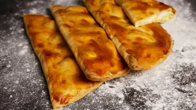Хачапури по-гурийски