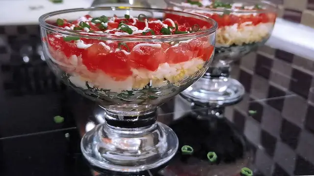 Салат с селедкой 