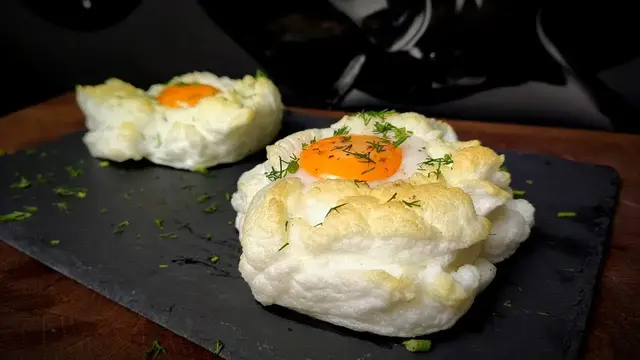 Вкусный завтрак из яиц