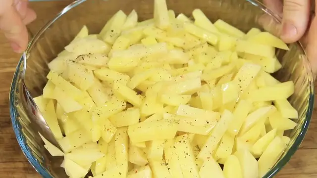 Вкусная картошка с курицей