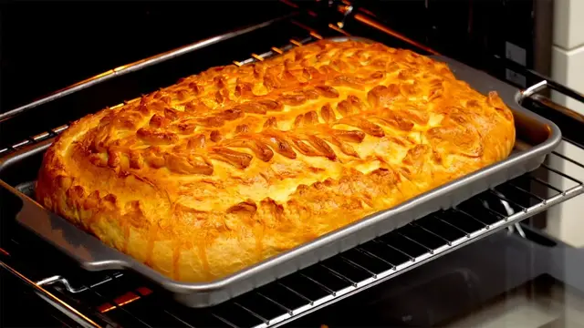 Кулебяка с капустой