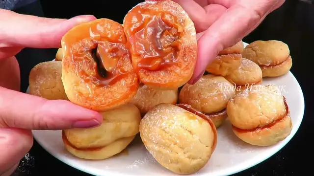 Печенье орешки со сгущенкой